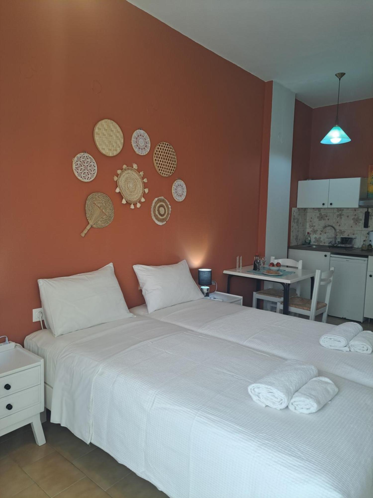Eleana Apartments Khersónisos Eksteriør bilde